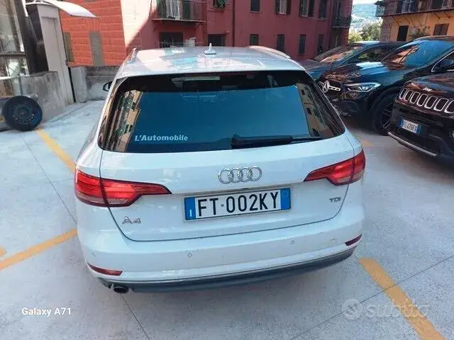 Audi A4 Avant 2017 photo 2