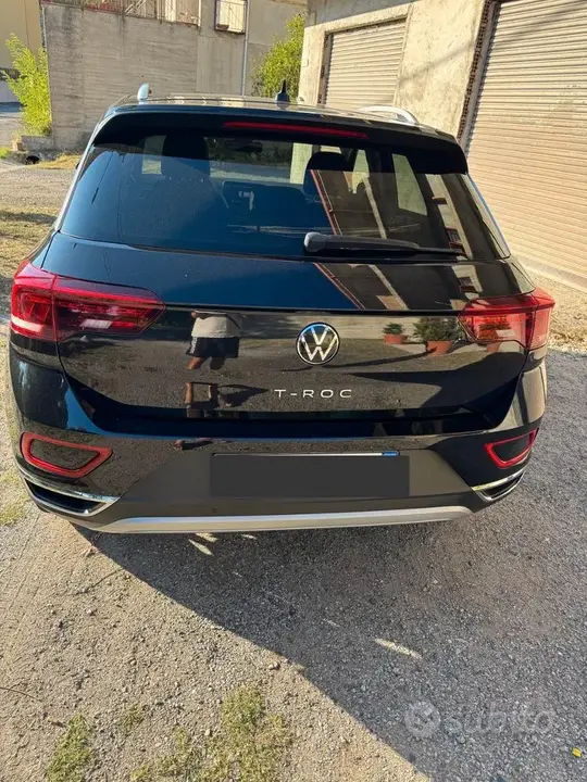 Volkswagen T-Roc 2022 photo 2