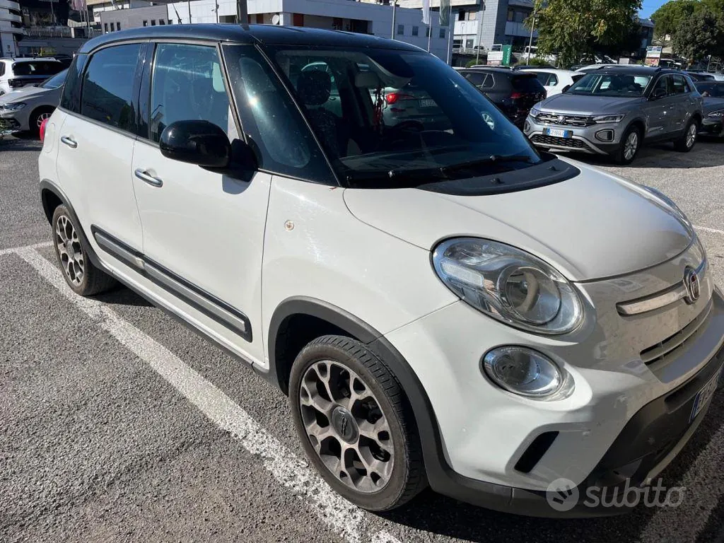 Fiat 500L 2014 photo 2