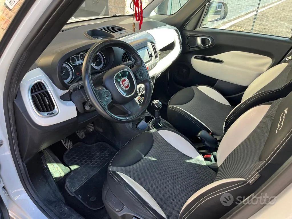 Fiat 500L 2014 photo 5