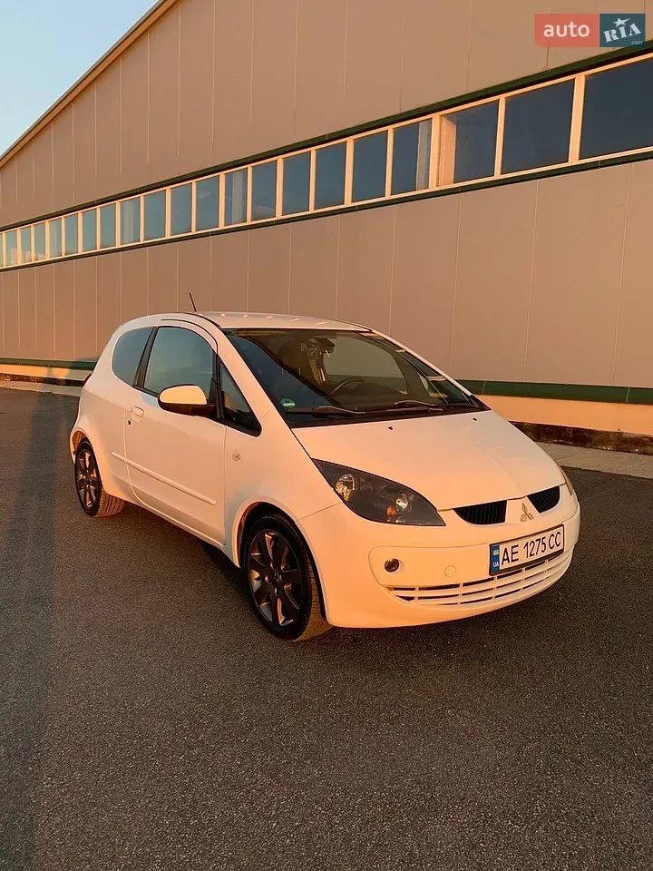 Mitsubishi Colt 2007 photo 2