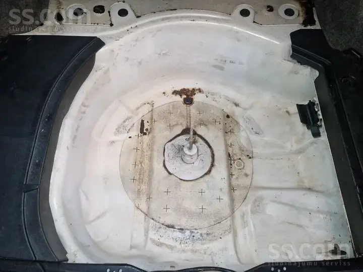 BMW E36 1996 photo 5