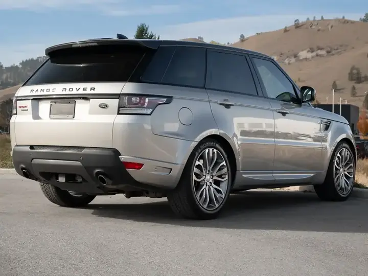 Land Rover Range Rover Sport 2017 photo 2