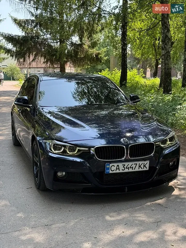 BMW 3 Series 2014 photo 2