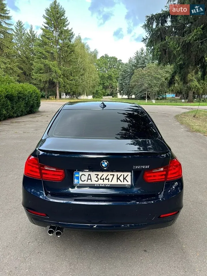 BMW 3 Series 2014 photo 4