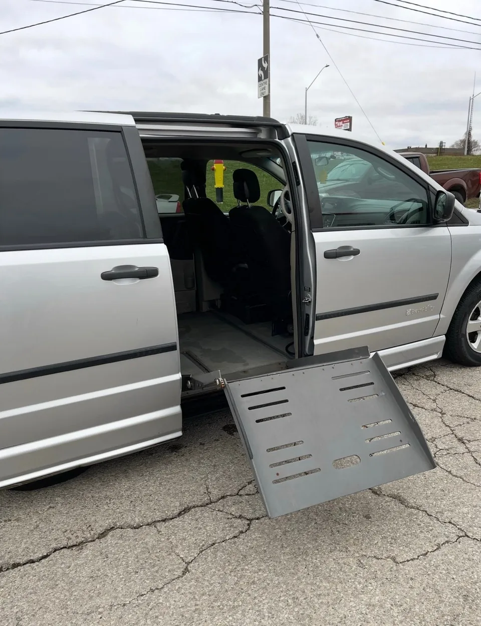 Dodge Grand Caravan 2014 photo 3