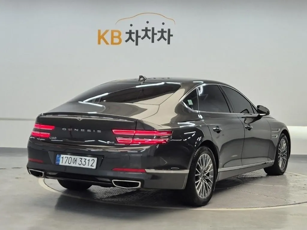 Genesis G80 2022 photo 3