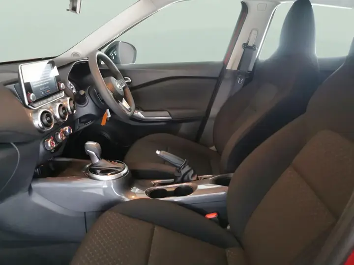 Nissan Juke 2023 photo 4