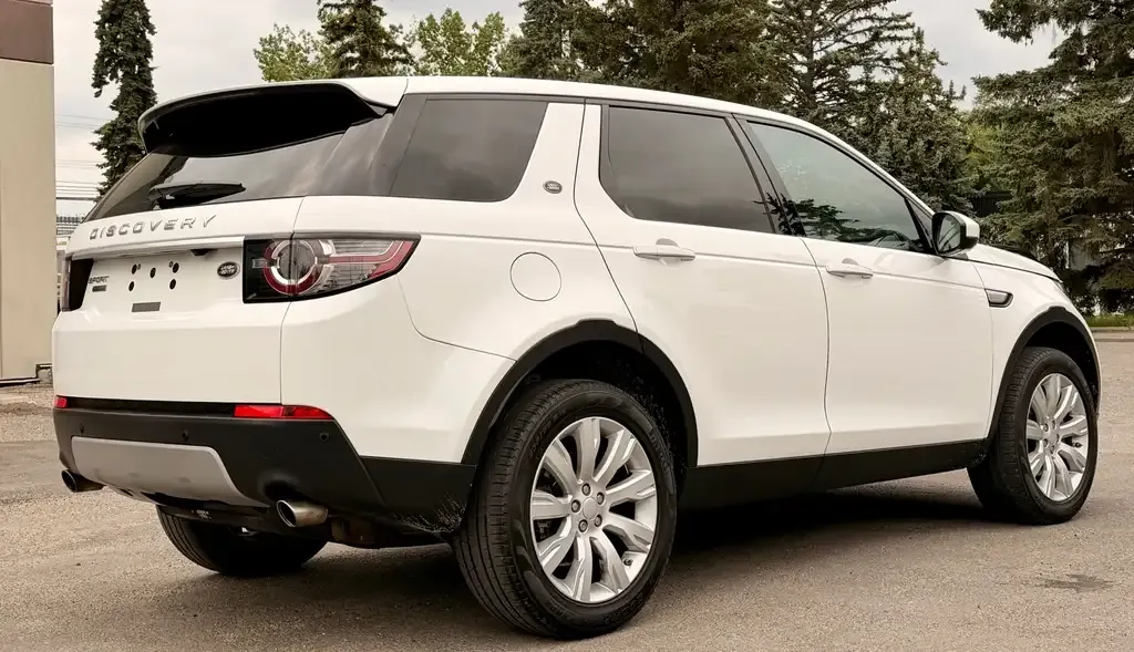 Land Rover Discovery Sport 2016 photo 5