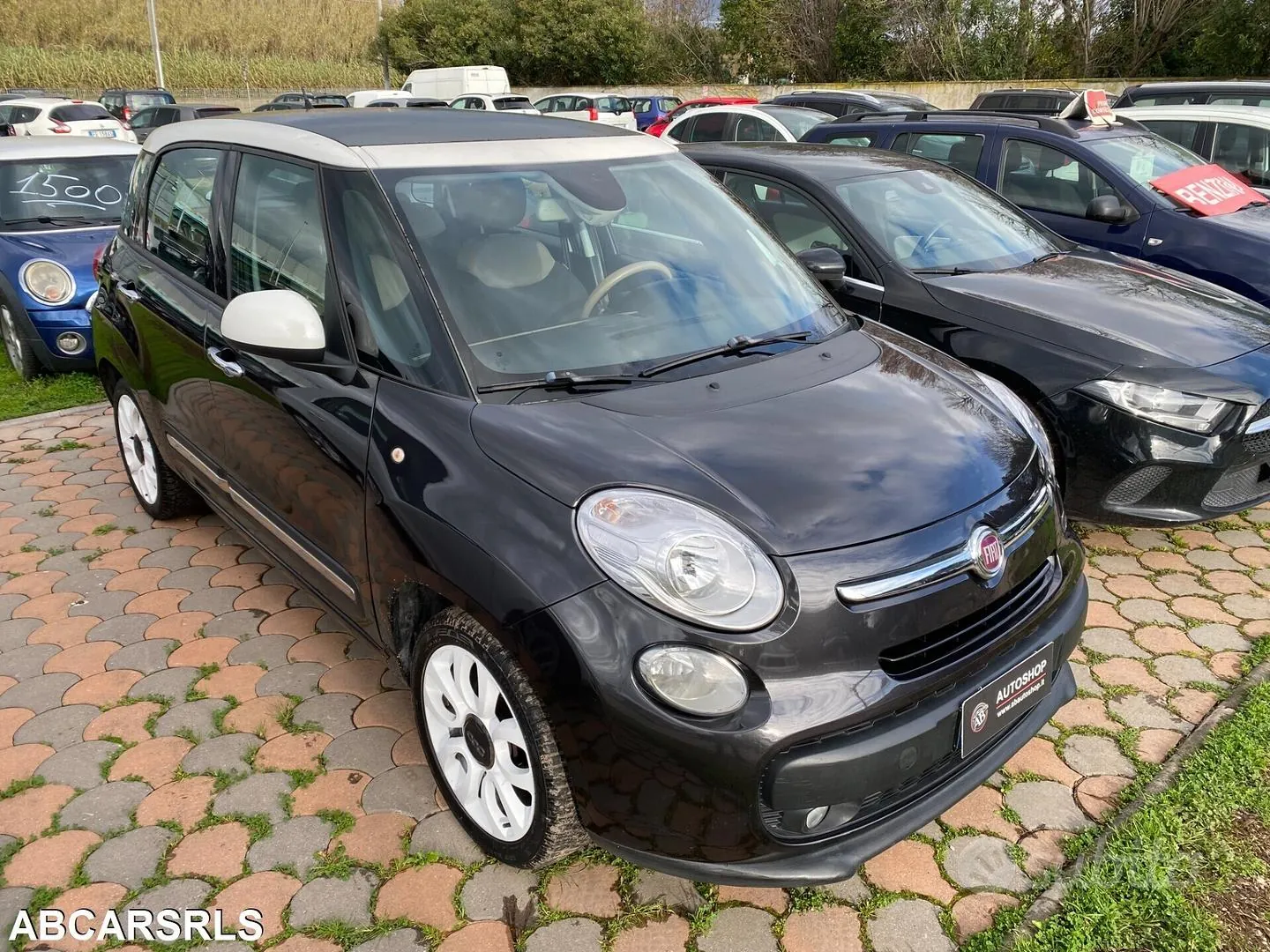 Fiat 500L 2013 photo 2