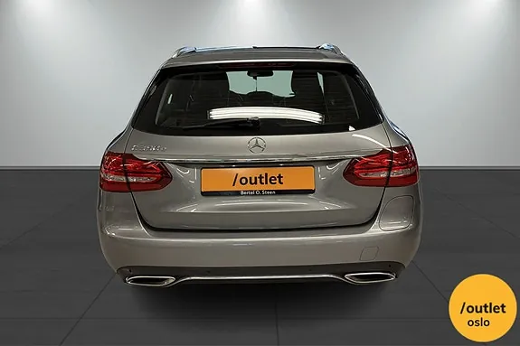 Mercedes-Benz C350 2016 photo 4