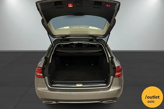 Mercedes-Benz C350 2016 photo 5
