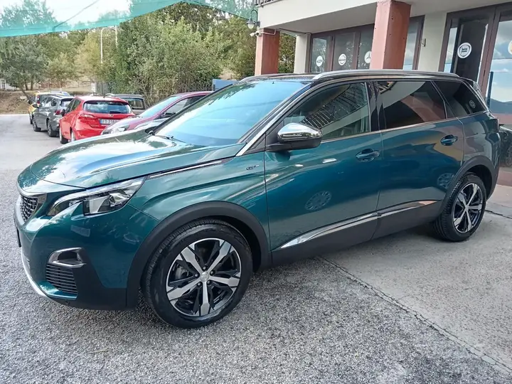 Peugeot 5008 2019 photo 2