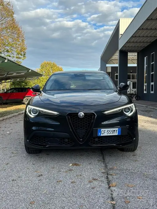 Alfa Romeo Stelvio 2017 photo 4