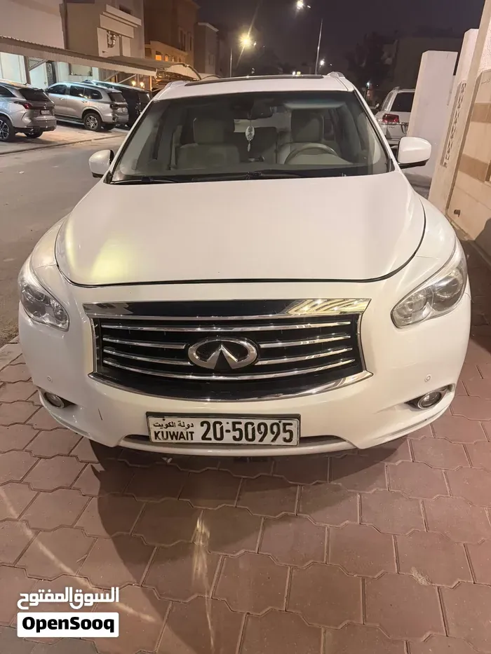 Infiniti Jx35 2013 photo 4