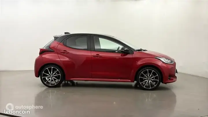 Toyota Yaris 2022 photo 4