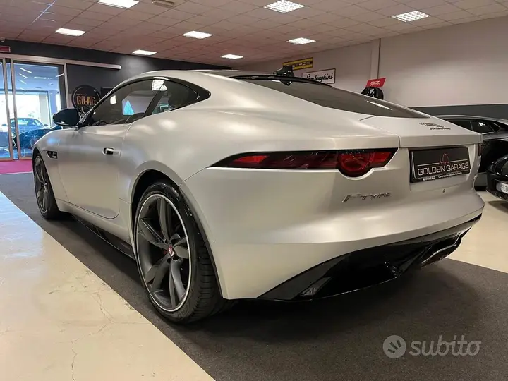 Jaguar F-Type 2019 photo 5