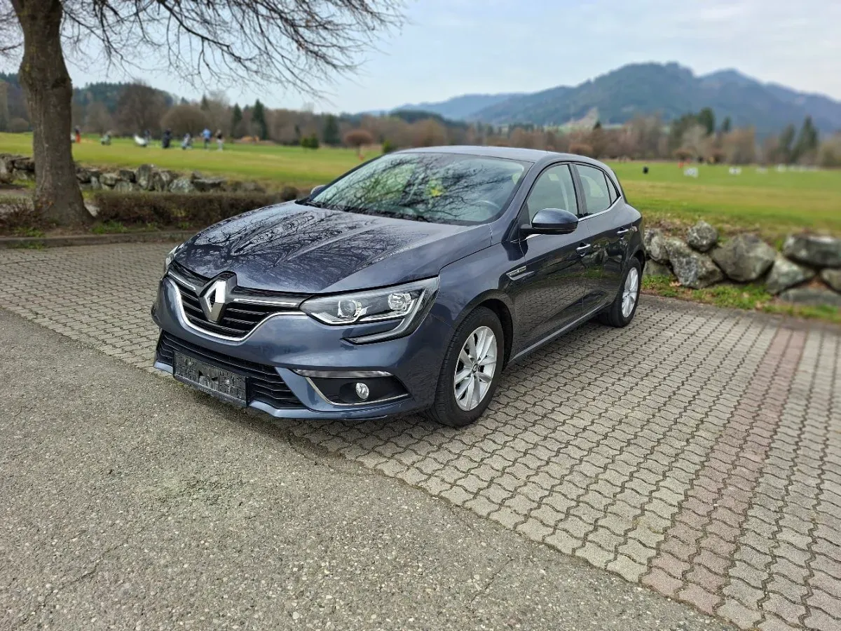 Renault Megane 2017 photo 3