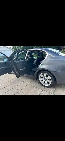 BMW 330I 2005 photo 2
