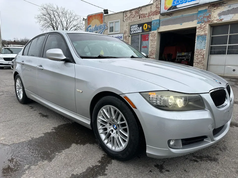 BMW 3 Series 2009 photo 3