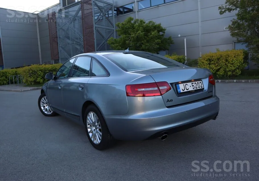 Audi A6 2010 photo 5