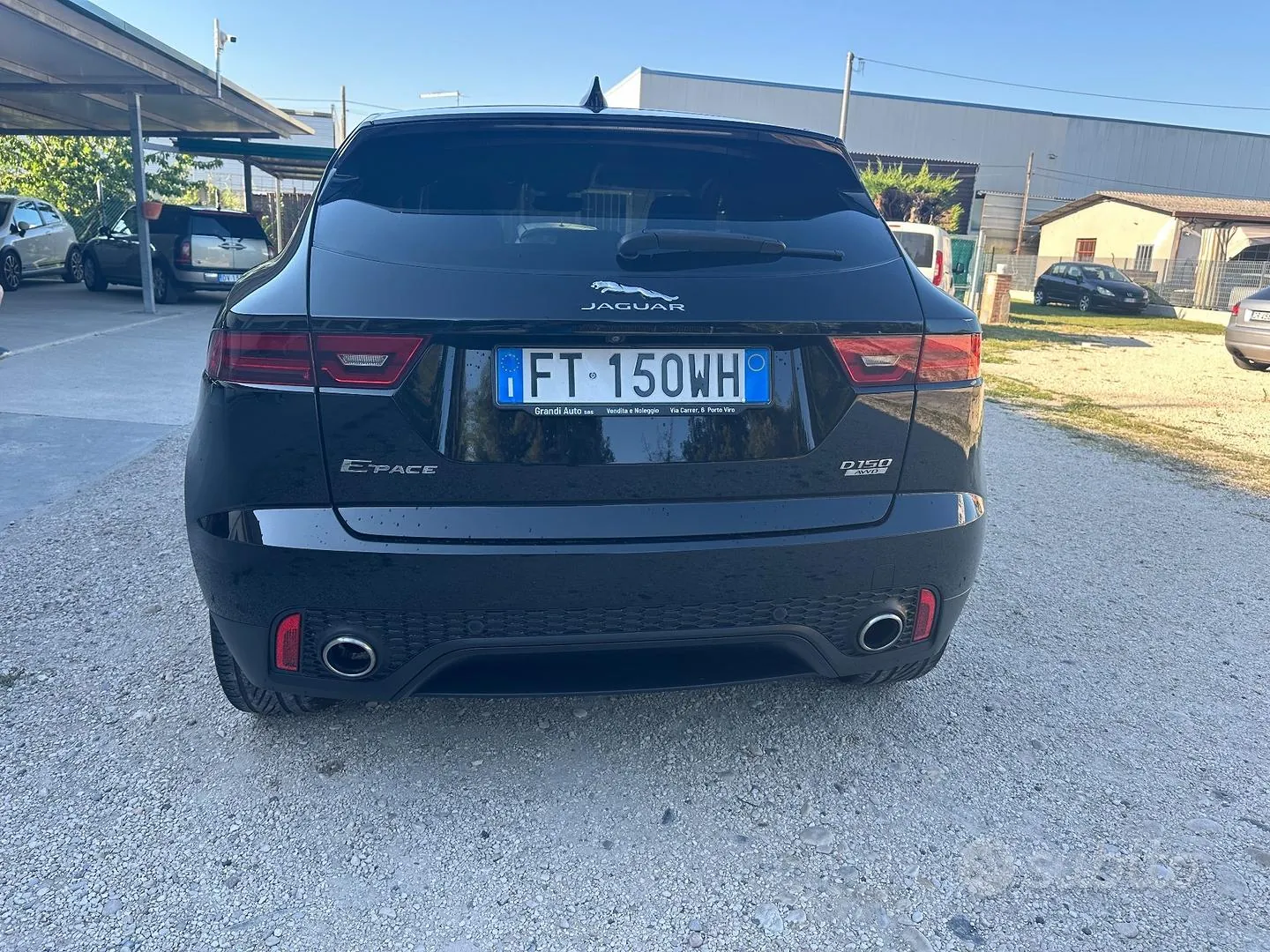 Jaguar E-Pace 2019 photo 5