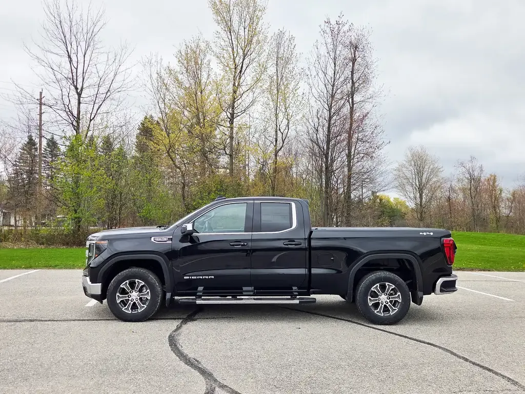 GMC Sierra 1500 2026 photo 3