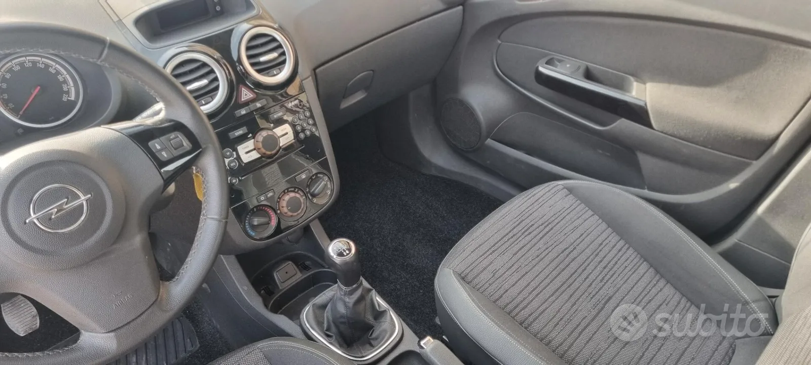 Opel Corsa 2014 photo 3