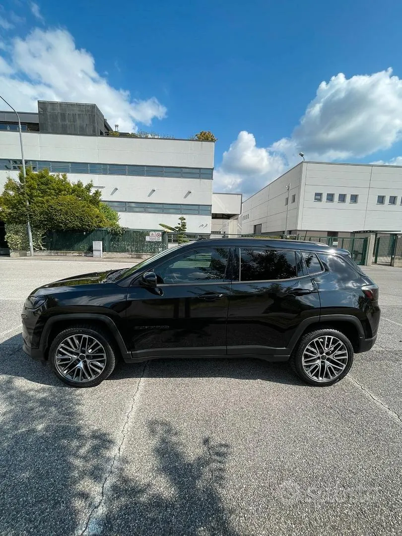 Jeep Compass 2024 photo 2