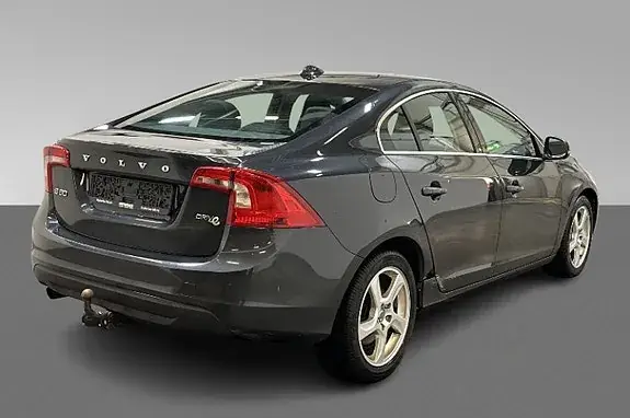 Volvo S60 2012 photo 4