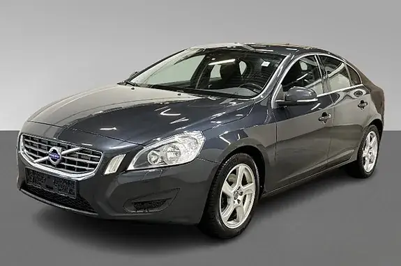 Volvo S60 2012 photo 3