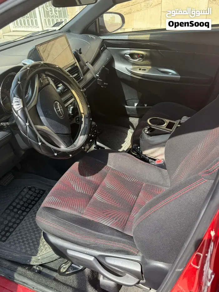 Toyota Yaris 2016 photo 2