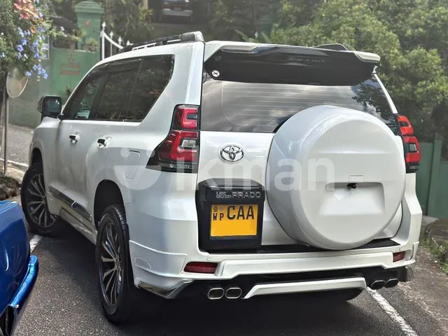 Toyota Land Cruiser Prado 2013 photo 3