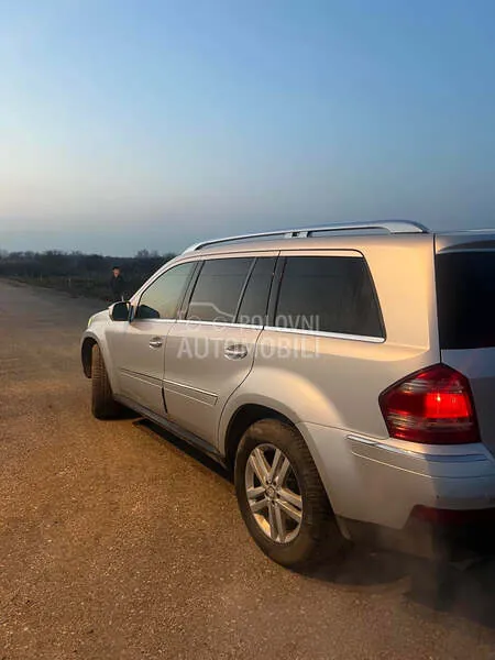 Mercedes-Benz Gl 320 2009 photo 2