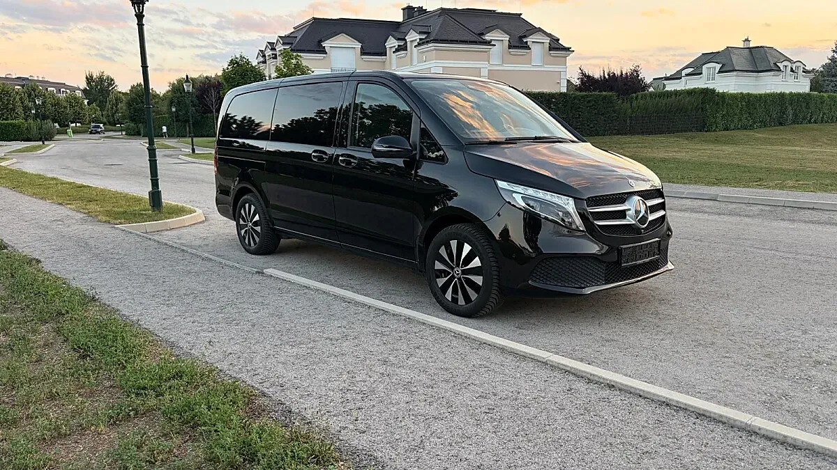 Mercedes-Benz V-Class 2020 photo 3