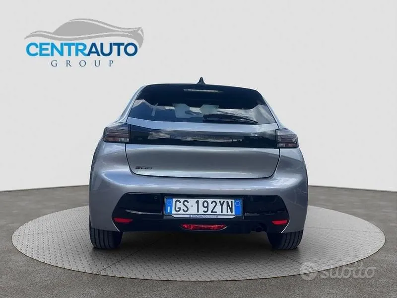 Peugeot 208 2024 photo 5