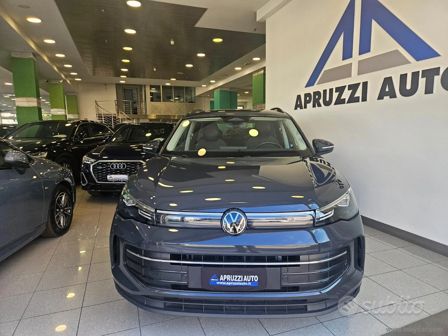 Volkswagen Tiguan 2024 photo 2