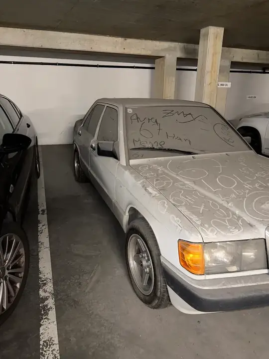 Mercedes-Benz 190
