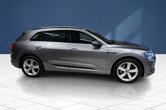 Audi E-Tron 2020 photo 2
