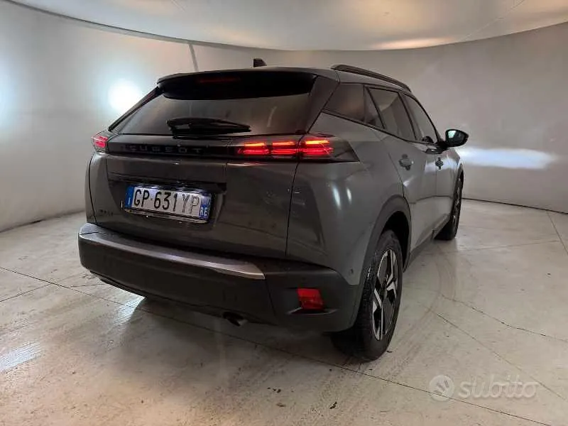Peugeot 2008 2023 photo 5