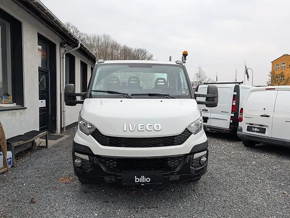 Iveco Daily 2015 photo 2