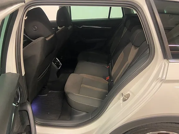 Skoda Octavia Scout 2021 photo 3