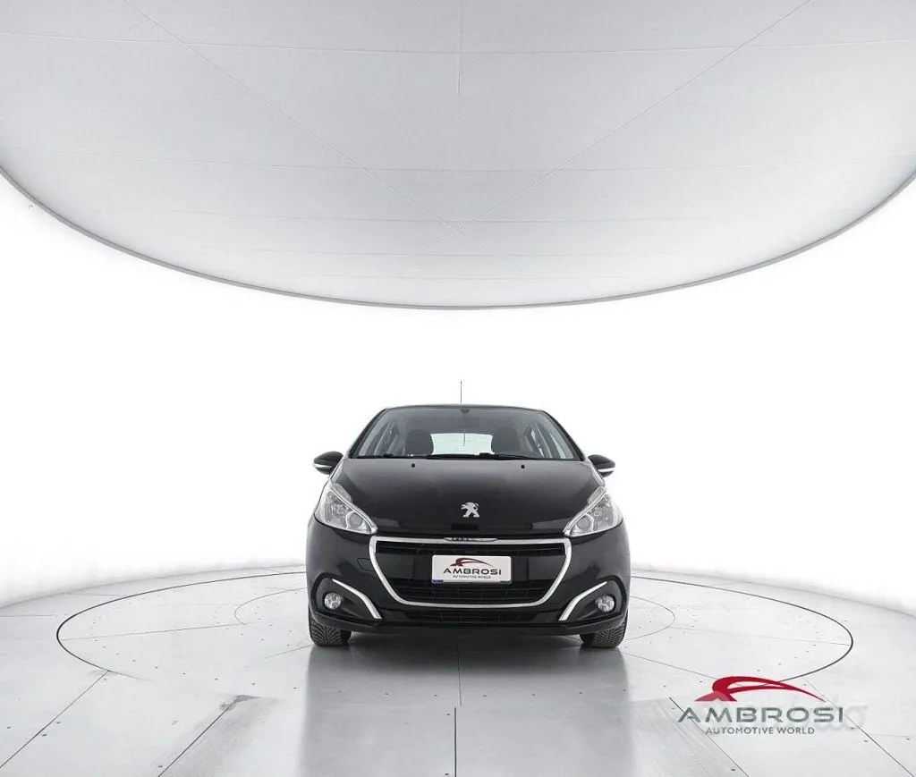 Peugeot 208 2018 photo 5