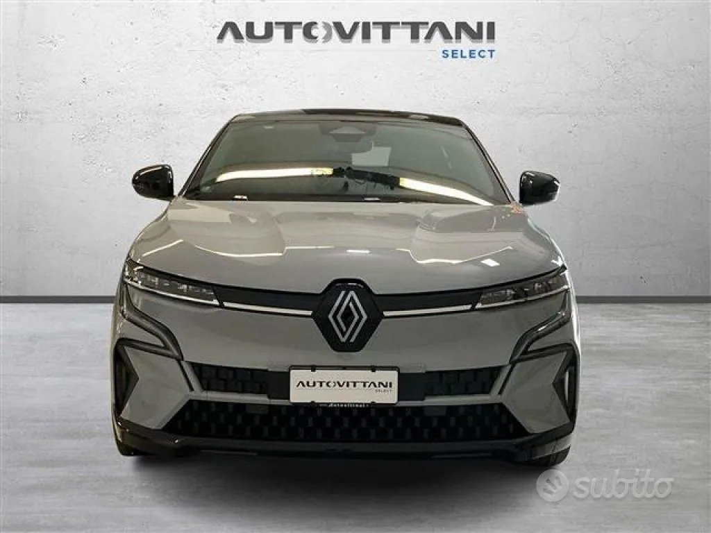 Renault Megane 2023 photo 2