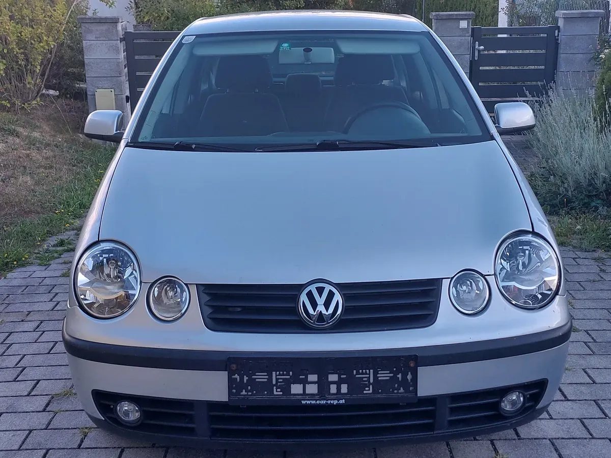 Volkswagen Polo 2004 photo 2