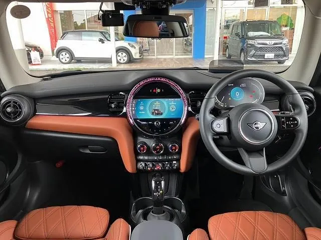 Mini Cooper S 2023 photo 2