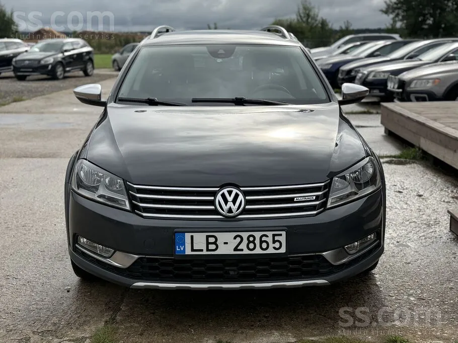 Volkswagen Passat Alltrack 2014 photo 2