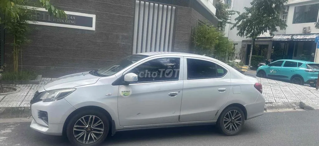 Mitsubishi Attrage 2022 photo 2
