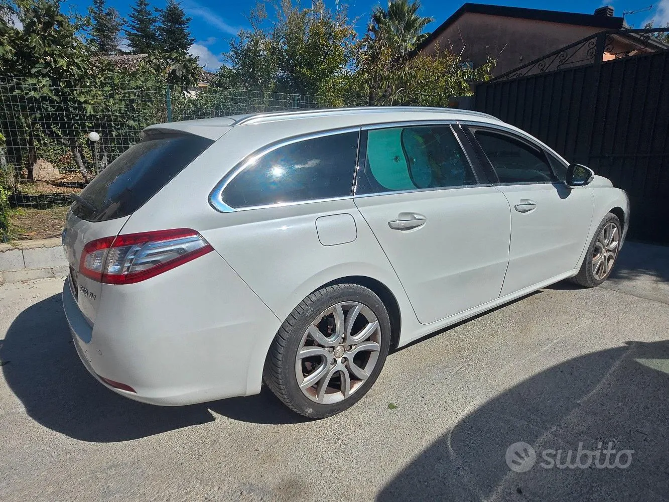 Peugeot 508 2012 photo 2