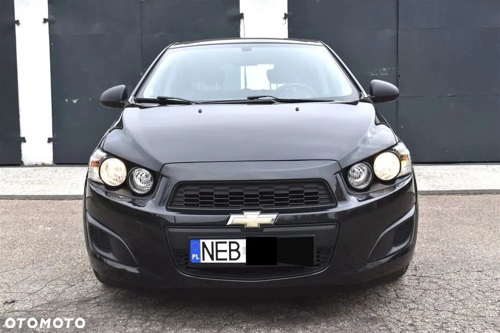 Chevrolet Aveo 2013 photo 2